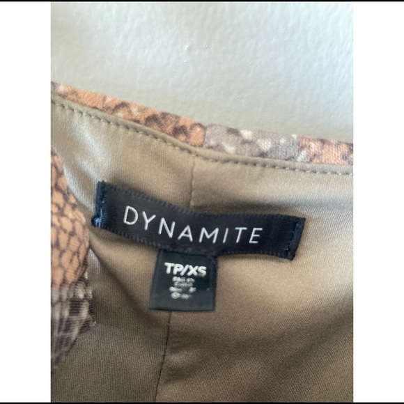 DYNAMITE SNAKE PRINT CROP TOP - Picture 5 of 6